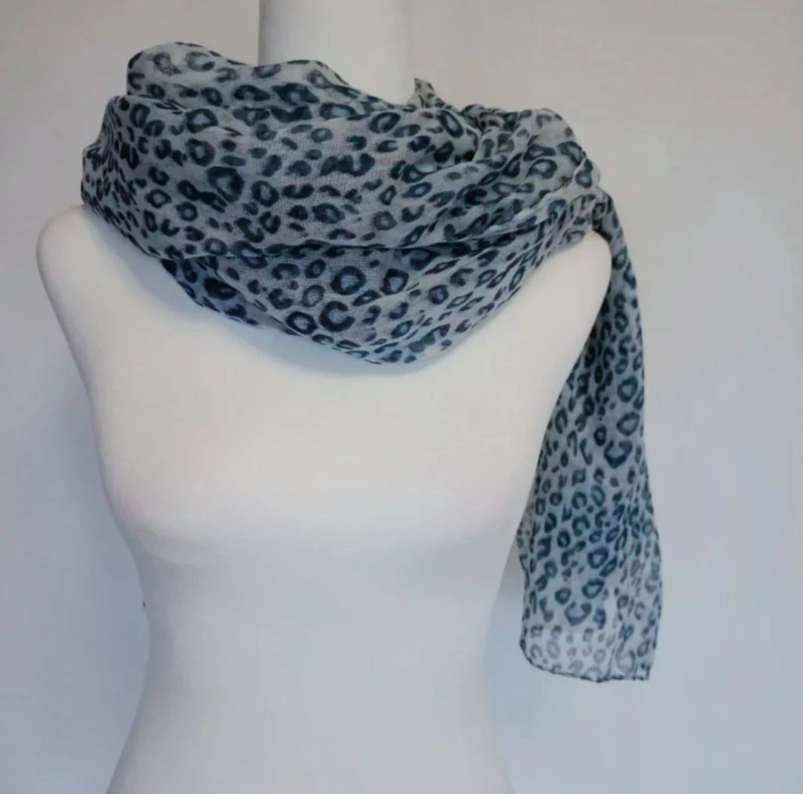Pañuelo tipo pashmina